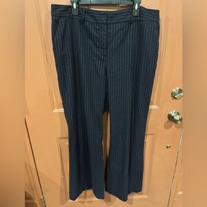 Liz Claiborne Straight Fit Trouser Pants Womens Size 1 8 Blue Pinstripe